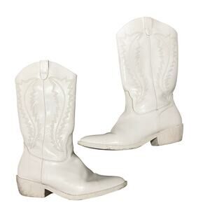 Madden Girl White Cowboy Boots 8.5